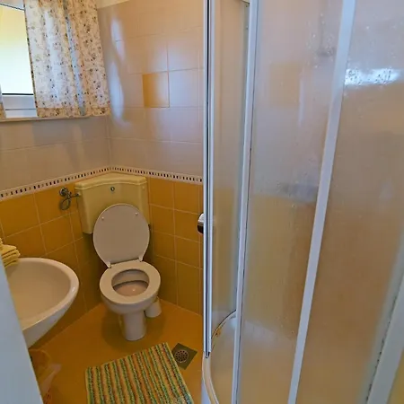 With Breakfast & Valentin Mošćenička Draga