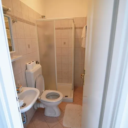 With Breakfast & Valentin Bed and breakfast