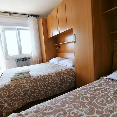 With Breakfast & Valentin B&B Mošćenička Draga