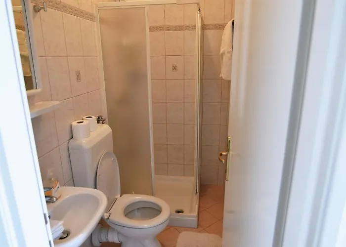 With Breakfast & Valentin Bed & Breakfast