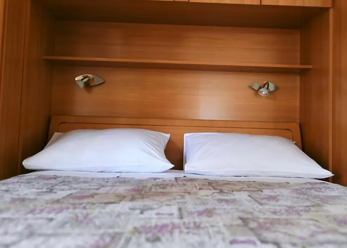 With Breakfast & Valentin Bed & Breakfast Mošćenička Draga