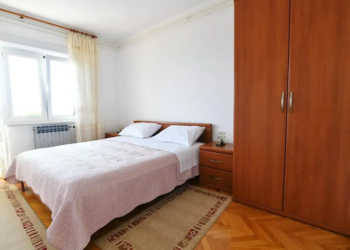 With Breakfast & Valentin Bed & Breakfast