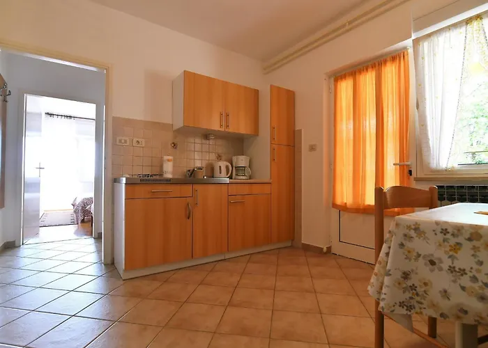 Bed & Breakfast With Breakfast & Valentin 3*
