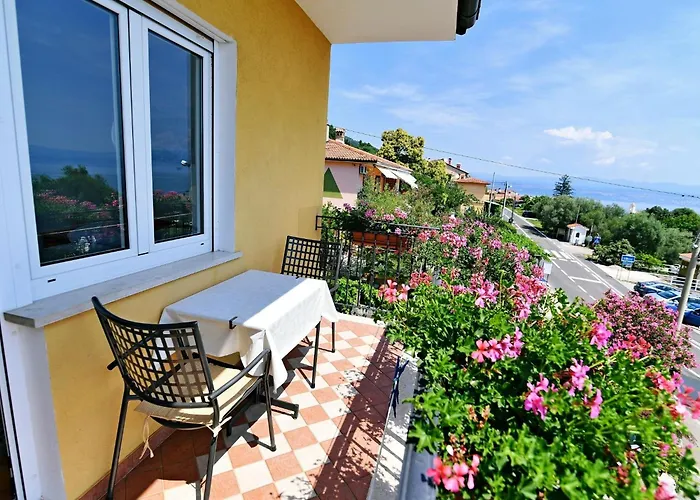 With Breakfast & Valentin Bed & Breakfast Mošćenička Draga