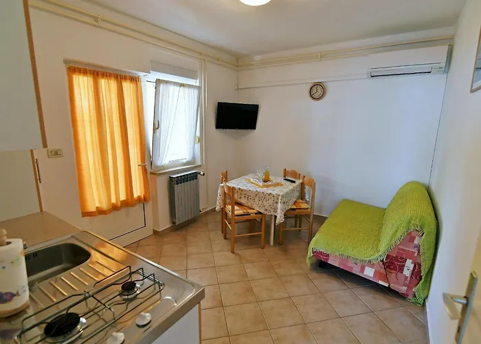 With Breakfast & Valentin 3* Mošćenička Draga